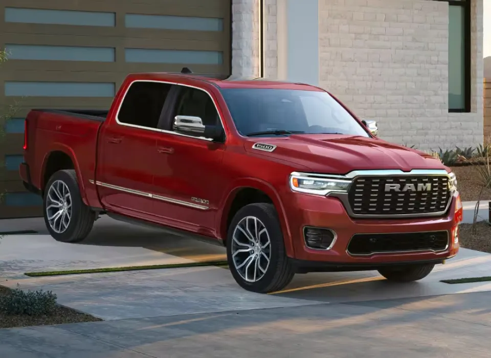 Car Dealer near Garden City NY